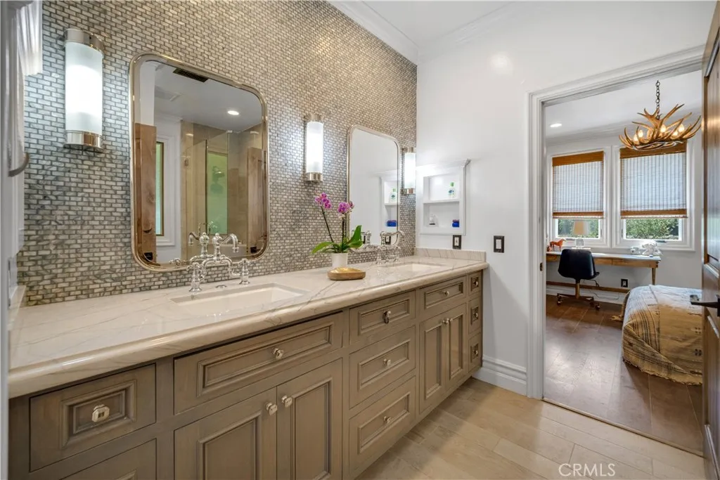 5558 Hoback Glen Road, Hidden Hills, California 91302 home-pic-28